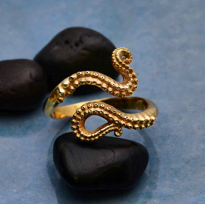 Gold octopus tentacle-shaped ring 